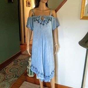 NWT flowy light weight dress free size